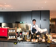 順德萬(wàn)科金域?yàn)I江咖啡拉花暖場(chǎng)活動(dòng)展翅學(xué)員戶(hù)外實(shí)踐